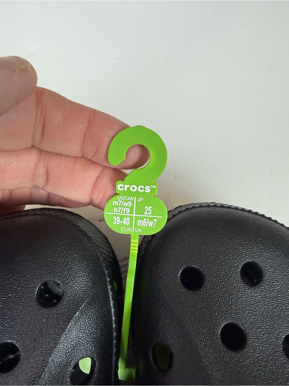 NWT CROCS Baya Black Clogs Size 6m/7w - Picture 2 of 7